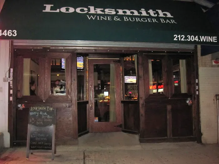 Locksmith Bar Picture 3