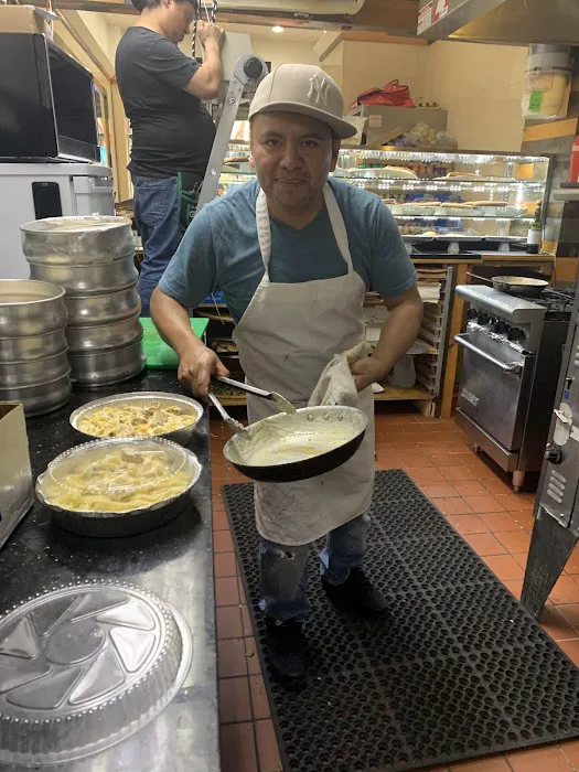 Noel's Pizza 1 Picture 6