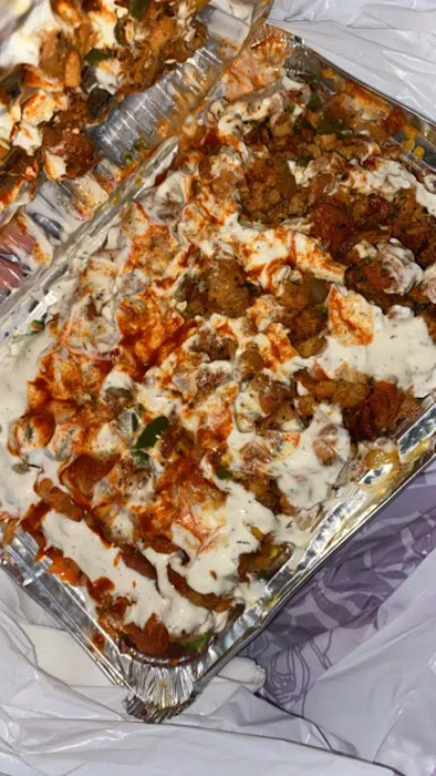 Blazin chicken and gyro Picture 4