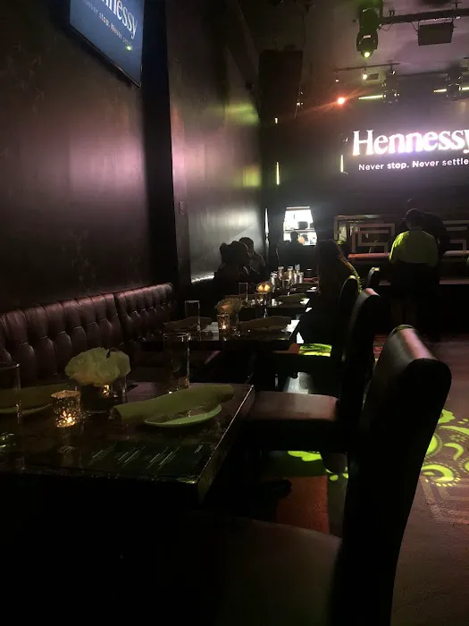One Fifty One Restaurant & Lounge Picture 9