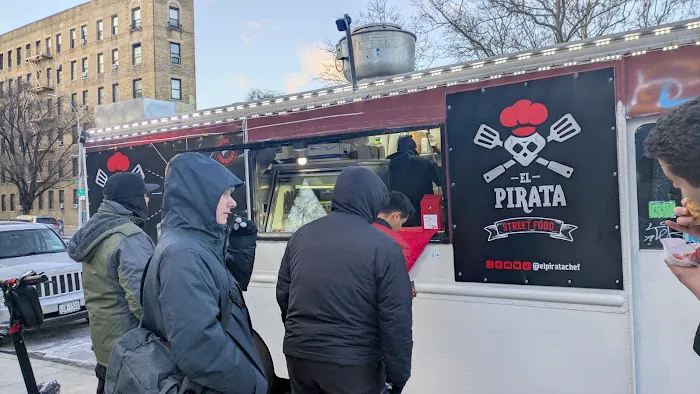 El Pirata Street Food Picture 3