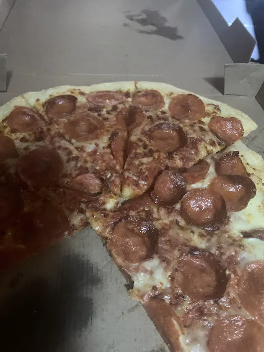 Little Caesars Pizza Picture 2
