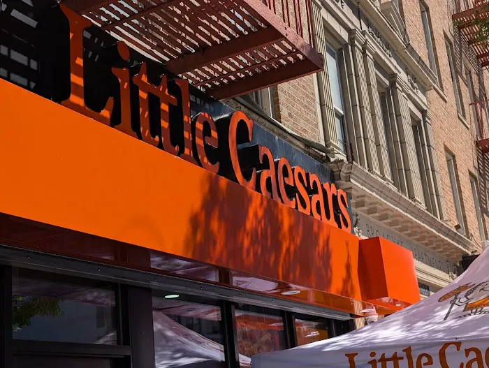 Little Caesars Pizza Picture 3