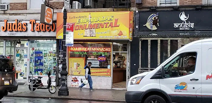 Empanadas Monumental Picture 1