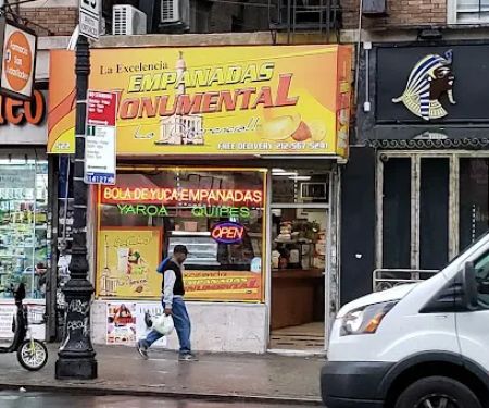 Empanadas Monumental