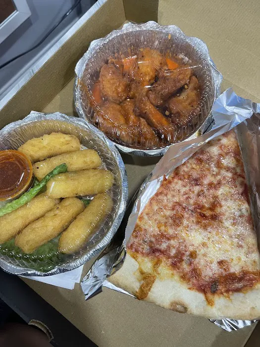 Noel's Pizza Picture 4