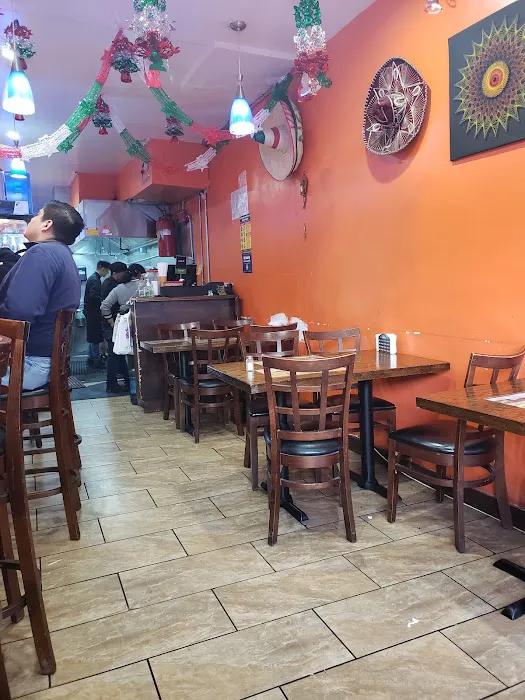 Taqueria Emilio Picture 7