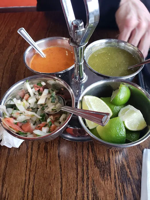 Taqueria Emilio Picture 4