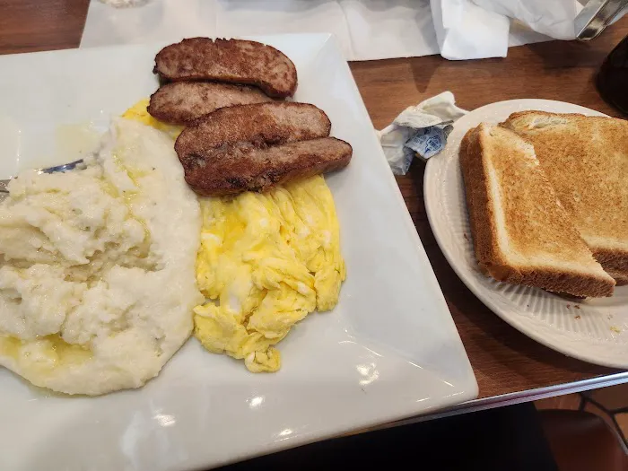 Capitol Diner Picture 10
