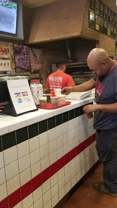 Pizza Haven Picture 4