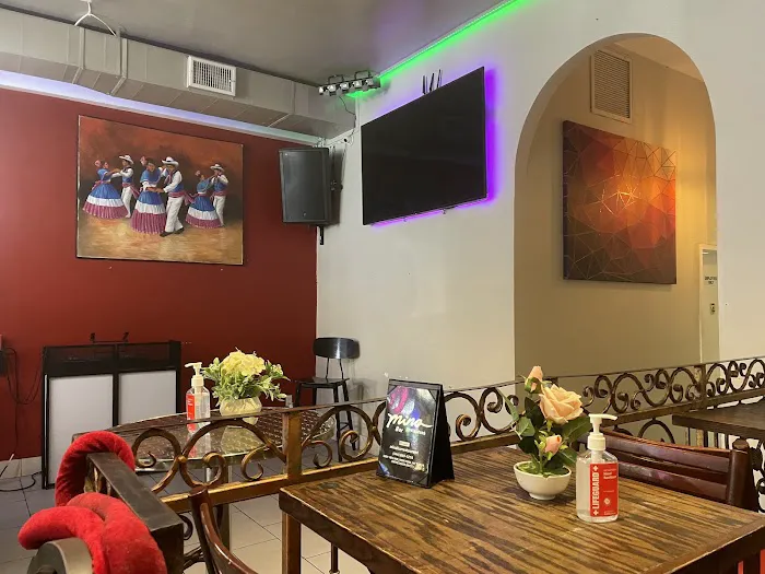 Mina Restaurant and Bar Picture 6