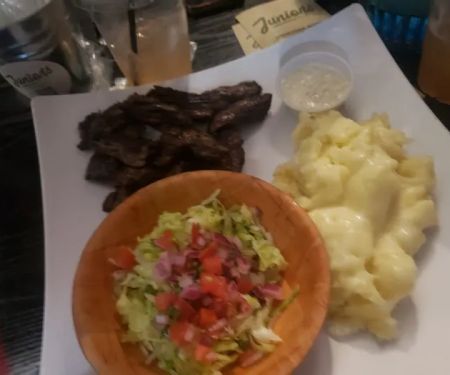 Junior's Tacos