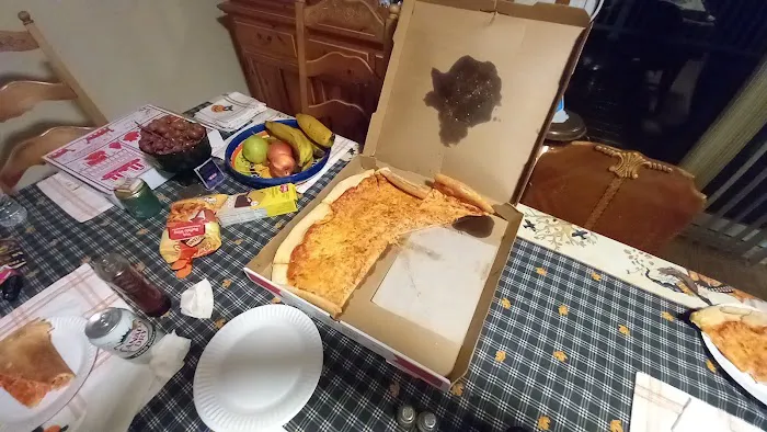 Sam's Pizza Picture 7