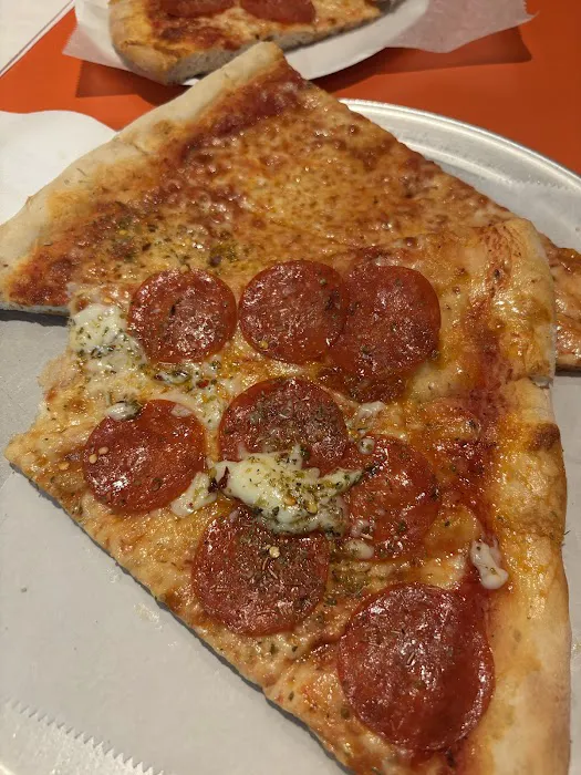 Sam's Pizza Picture 4