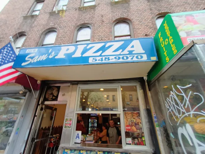 Sam's Pizza Picture 2