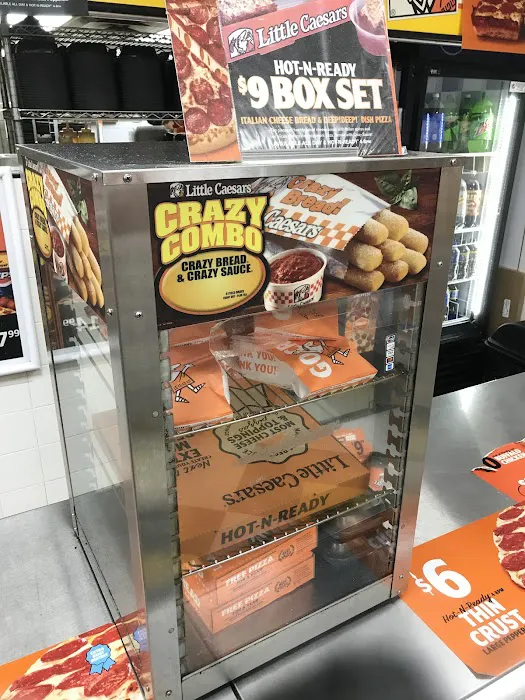 Little Caesars Pizza Picture 3