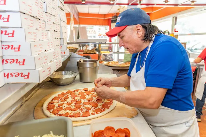 Emilio's Pizza Picture 10