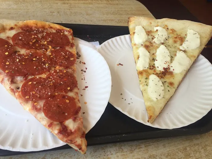Emilio's Pizza Picture 7