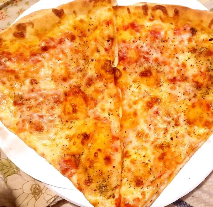Kingsbridge Pizza Picture 4