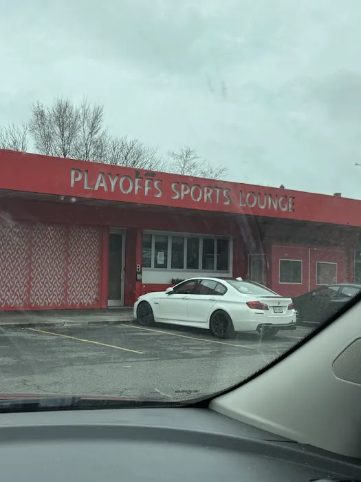 Playoffs Sports Lounge Picture 7