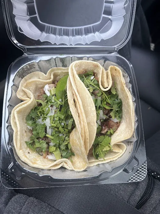 Taco's El Paisanito Picture 4