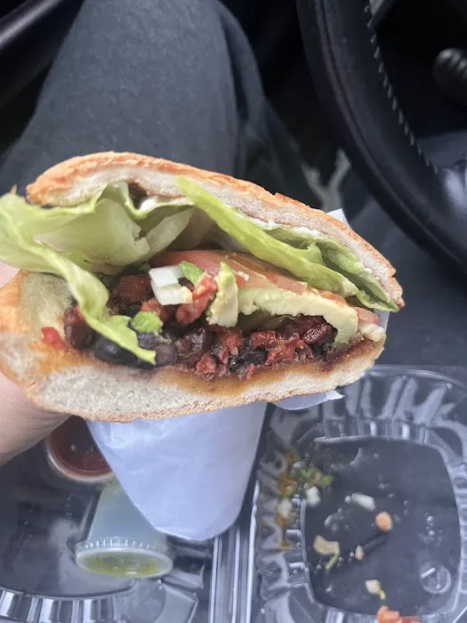 Taco's El Paisanito Picture 6