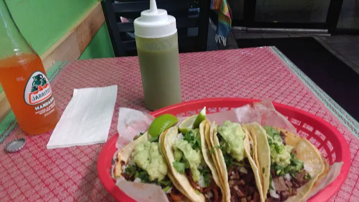 Taco's El Paisanito Picture 1