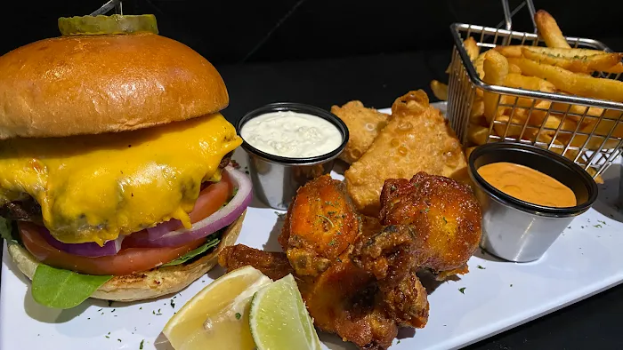 Game Day Sports Bar Picture 6