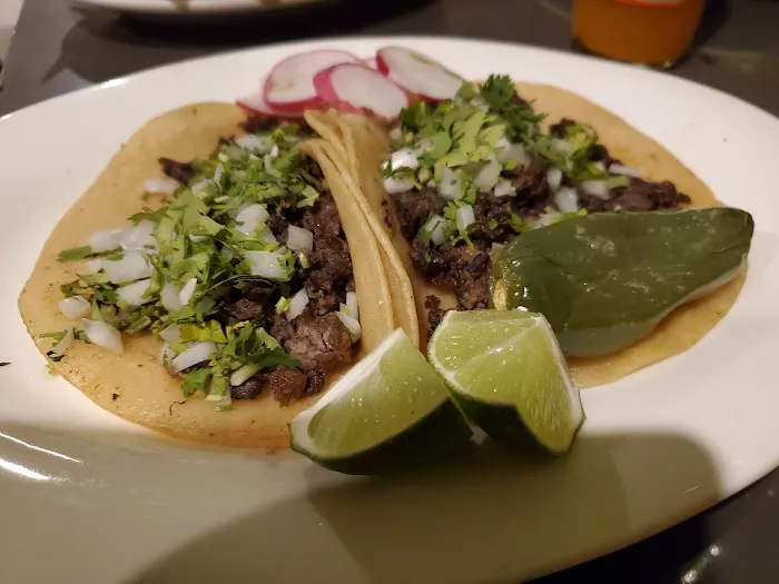 El Azteca Restaurant Picture 2