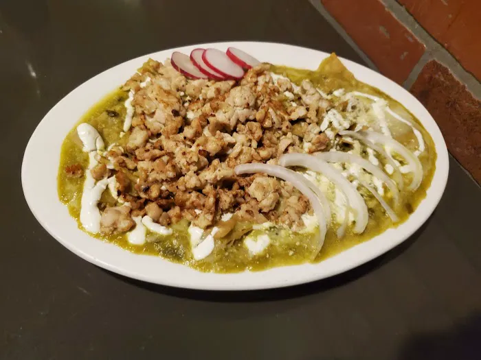 El Azteca Restaurant Picture 1