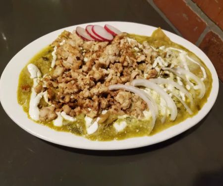El Azteca Restaurant