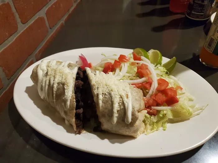 El Azteca Restaurant Picture 4