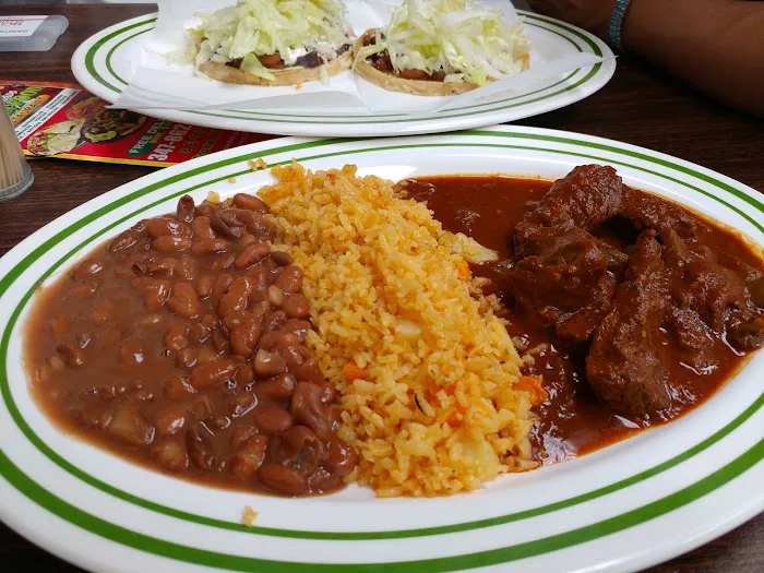 Tacos El Chavo Picture 2