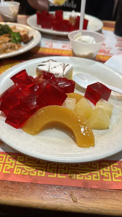 Merryland Buffet Picture 7