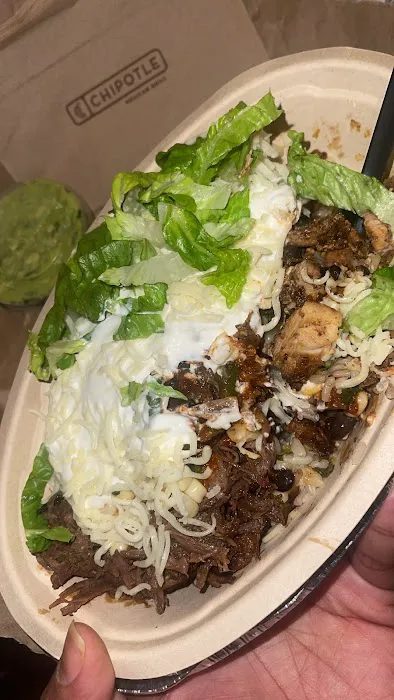 Chipotle Mexican Grill Picture 7
