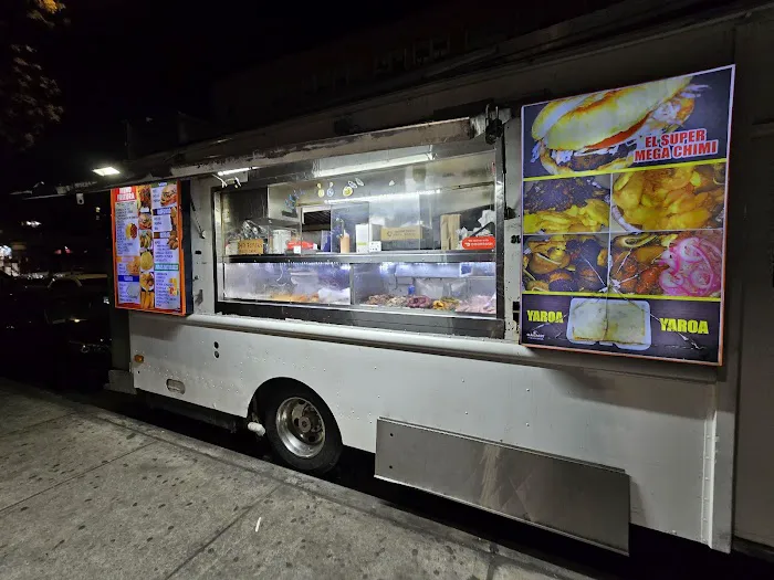 Billy’s Chimi-Fritura Picture 1
