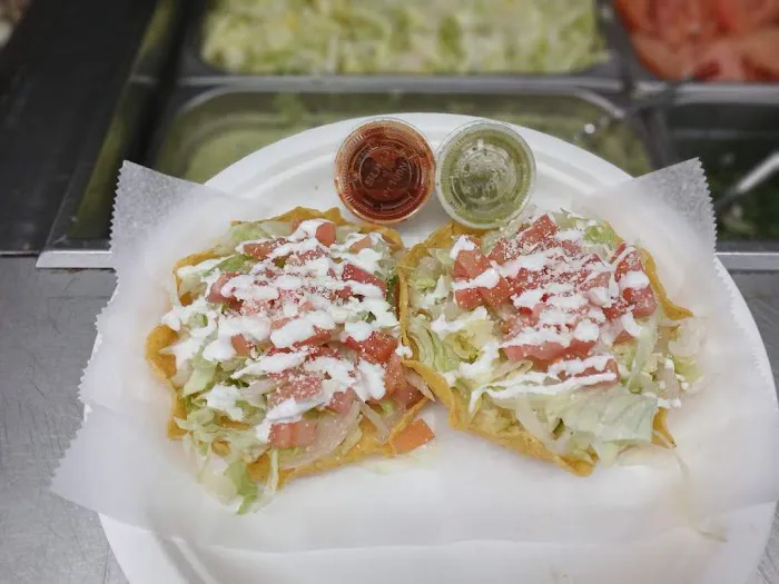 Tacos El Chuleton Picture 1