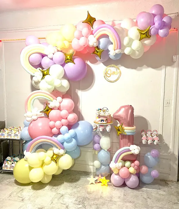 Lucy cake & Decorations Picture 3