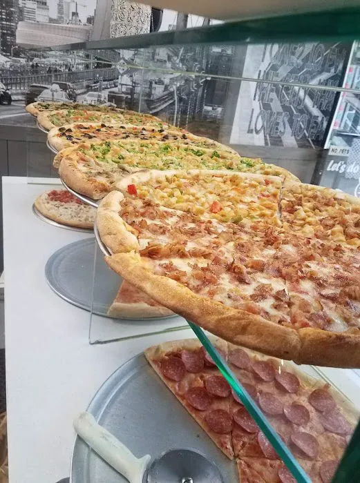 Salvatore's NY Pizza Picture 3