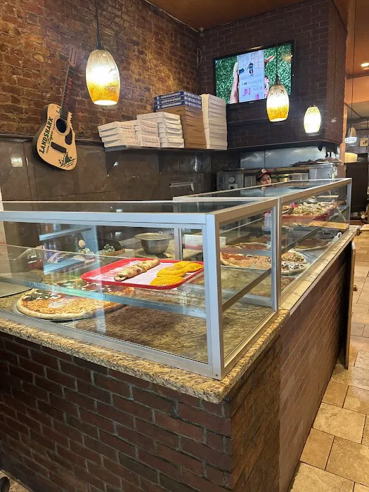 D'Tigre's Pizzeria Picture 4