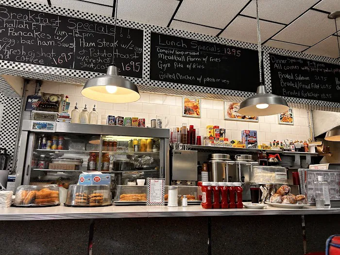 Tiny's Diner Picture 3