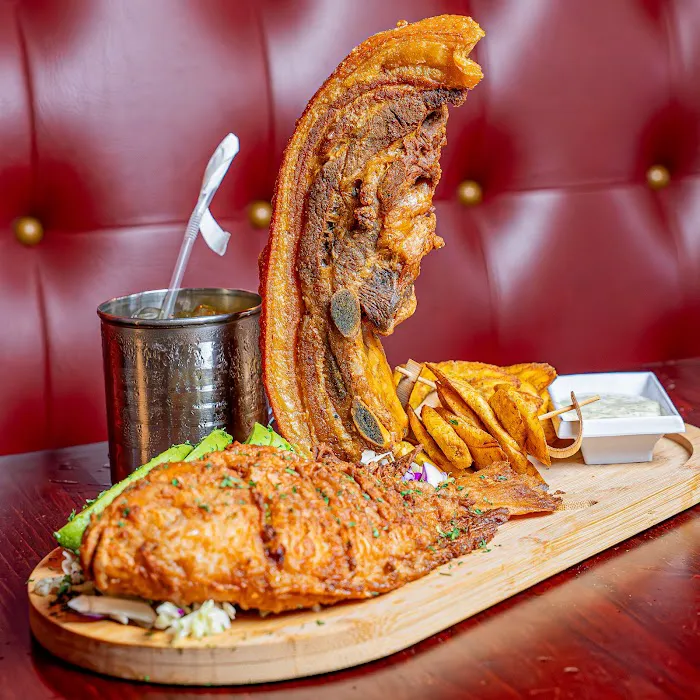 Nuevo Three Way Restaurant Picture 7