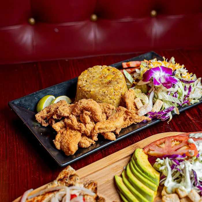 Nuevo Three Way Restaurant Picture 9