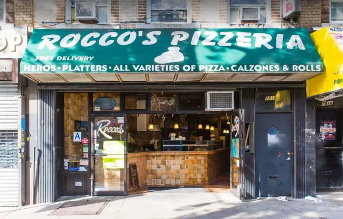 Rocco's Pizzeria Picture 2