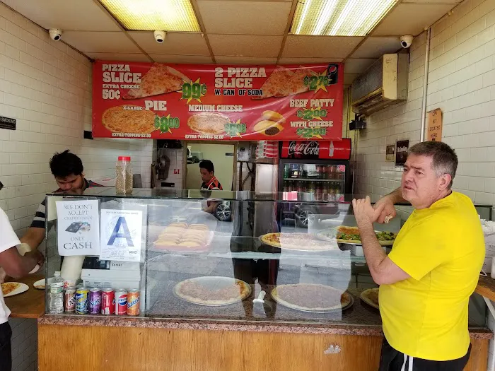 Oli 99¢ Fresh Pizza Picture 7