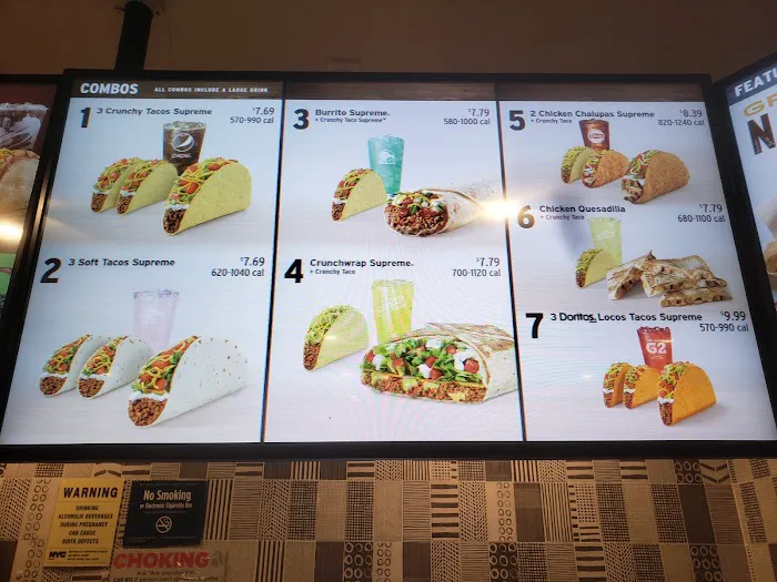 Taco Bell Cantina Picture 10