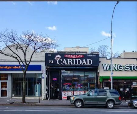 El Caridad Burnside Restaurant