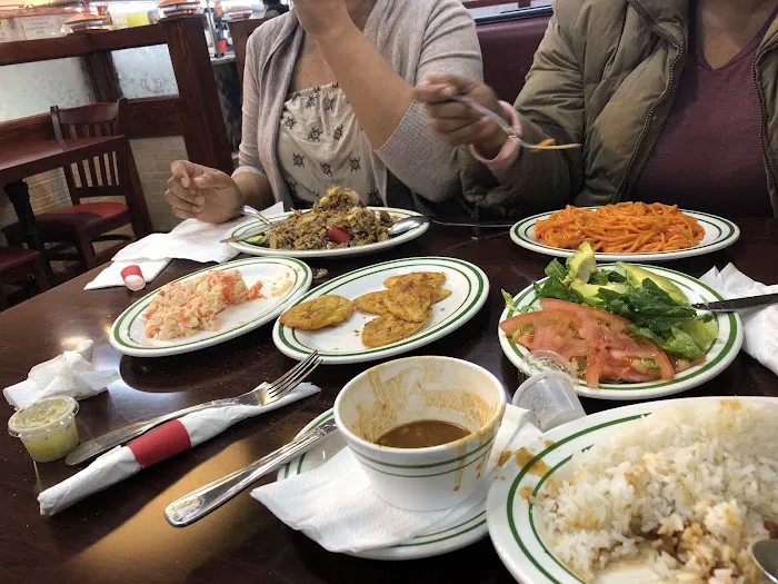 El Caridad Burnside Restaurant Picture 10
