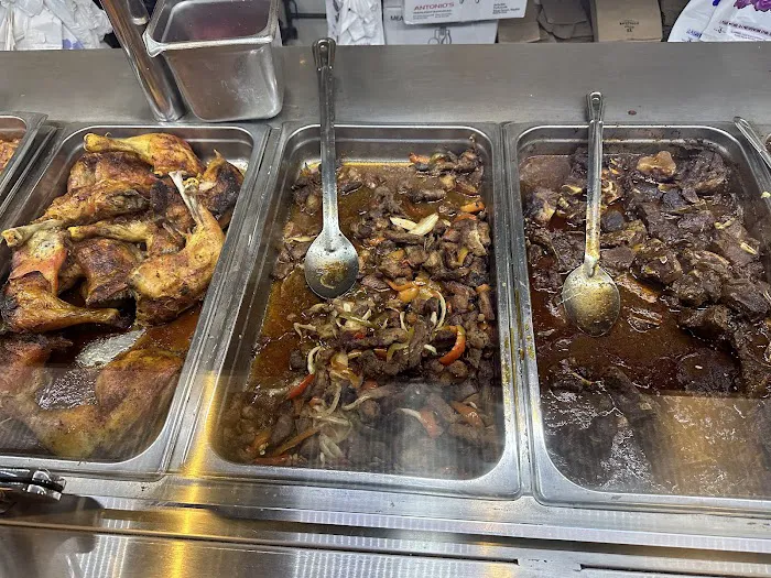 El Caridad Burnside Restaurant Picture 9