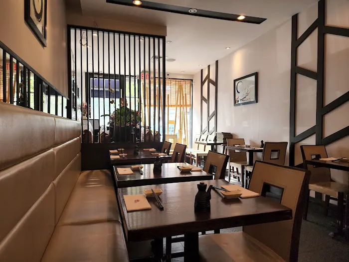 Aoyu Sushi Picture 4